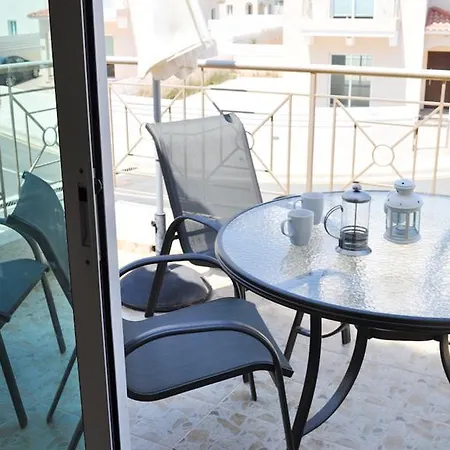 Rent Private 175 דירה